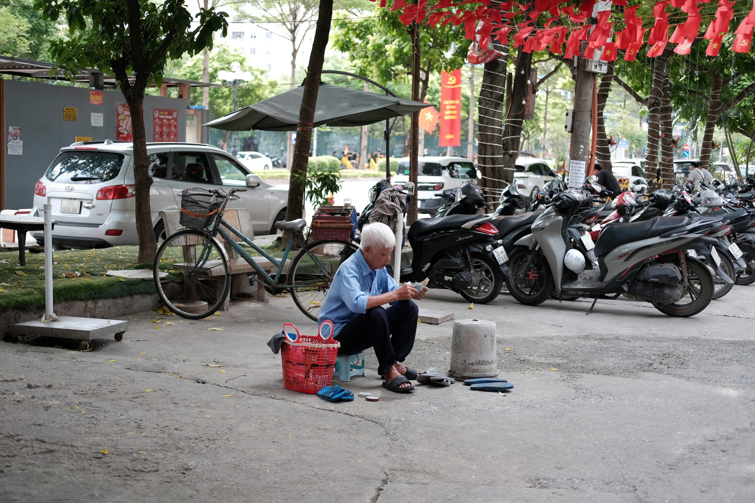 How a Daily Living Aid Can Revolutionize Your Long-Term Care Insurance Strategy